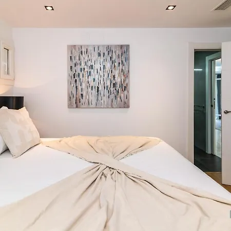 Apartment Luxurious Beachside In The Heart Of Puente *
