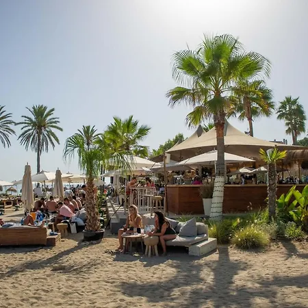 Appartement Luxurious Beachside In The Heart Of Puente Marbella